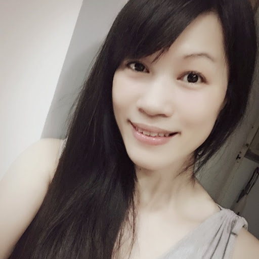 Maggie Chu Photo 17