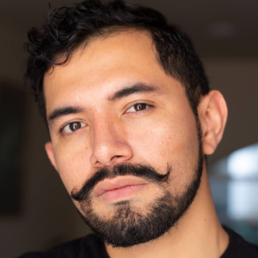 Adrian Mendoza Photo 41