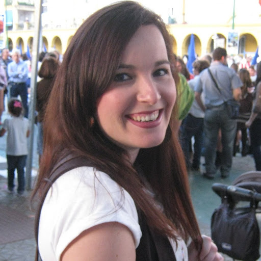 Alicia Alvarez Photo 10