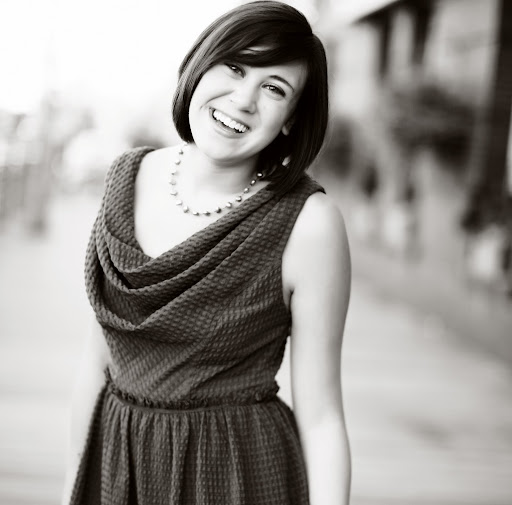 Cassie Jones Photo 15