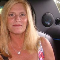 Traci Jenkins Photo 15