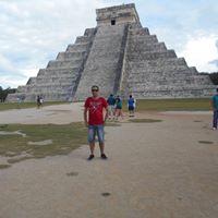 Luis Luy Photo 6