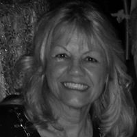 Pat Singleton Photo 21
