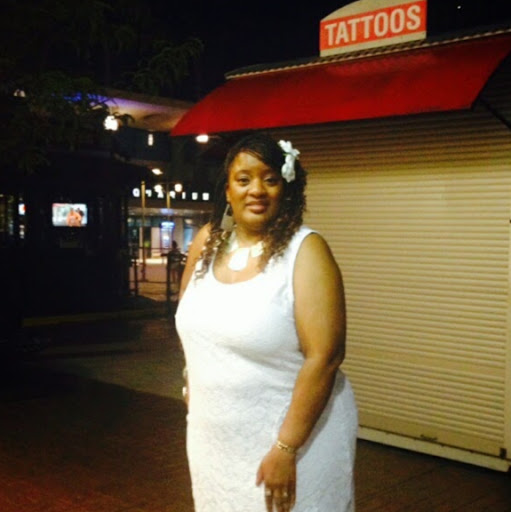 Regina Robinson Photo 17