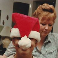 Julie Lynch Photo 24