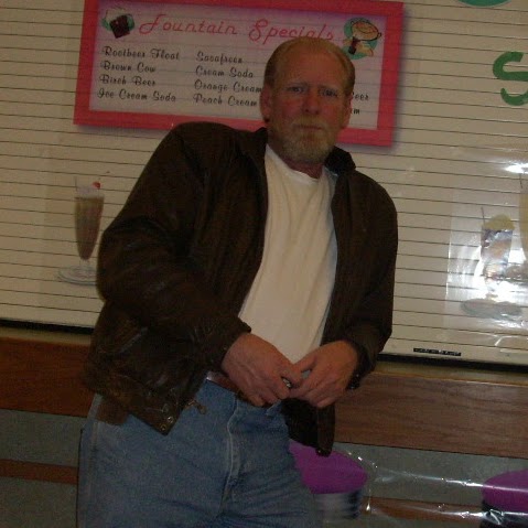 Robert Wolf Photo 57