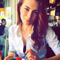 Emily Mclean Photo 10