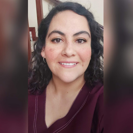 Jacqueline Gonzalez Photo 30