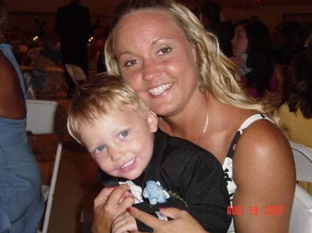 Stephanie Haley Photo 29