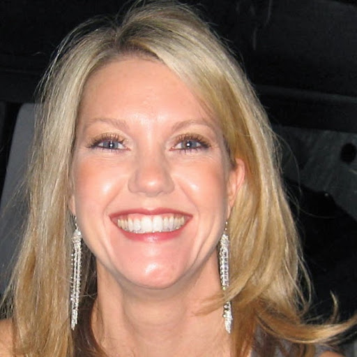 Kerri Fitzgerald Photo 14