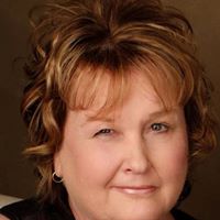 Deborah Lucas Photo 14