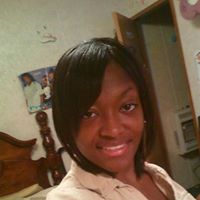 Elizabeth Conway Photo 15