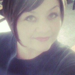 Lisa Robles Photo 8