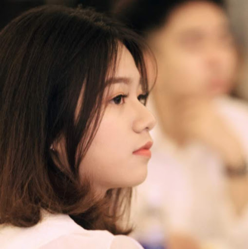 Linh Phan Photo 11
