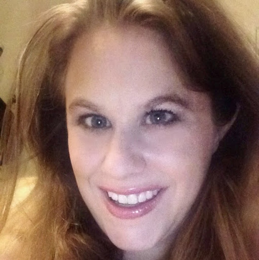 Elizabeth Ellis Photo 38