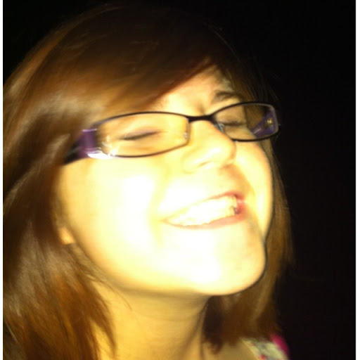Rebekah Sims Photo 7