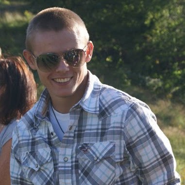 Josh Roberts Photo 44