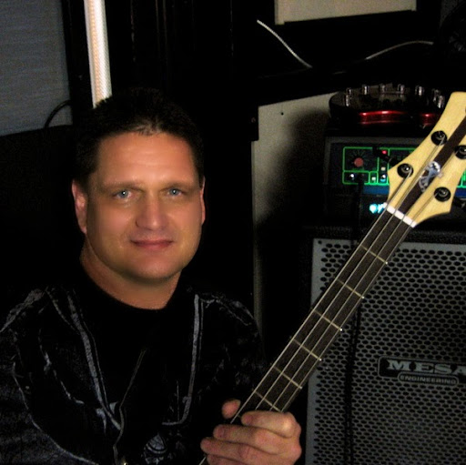 Robert Harrell Photo 11