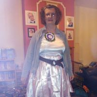 Sandra Bain Photo 34