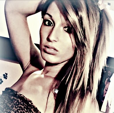Valeria Brown Photo 24