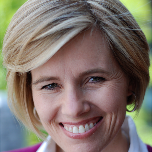 Kelly Wallace Photo 2