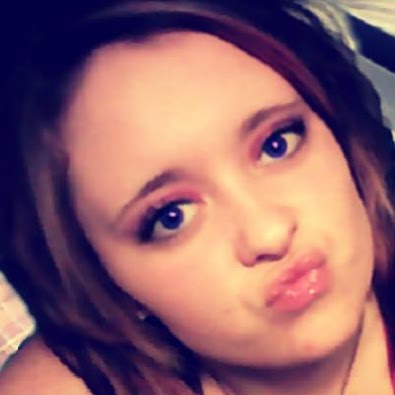 Kristine Rose Photo 19