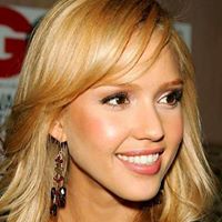 Emily Martin Photo 30