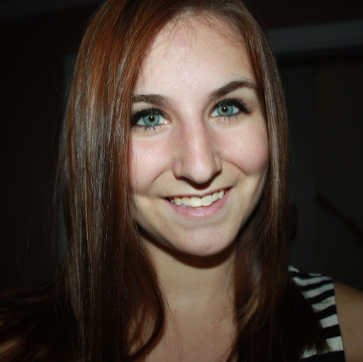 Julia Herman Photo 10
