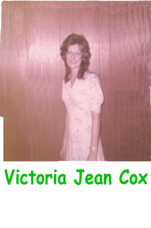 Victoria Cook Photo 29