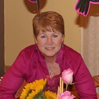 Stephanie Haley Photo 42