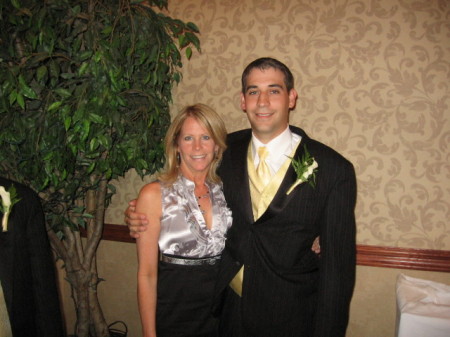 Mary Robison Photo 15