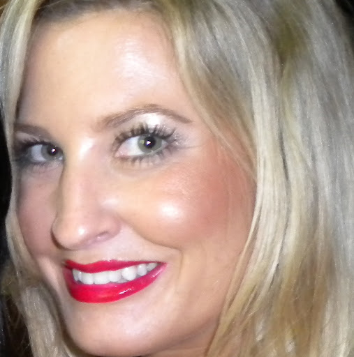 Michelle Snyder Photo 25