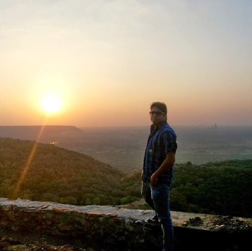 Shashi Gupta Photo 26