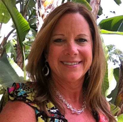 Julie Brown Photo 30