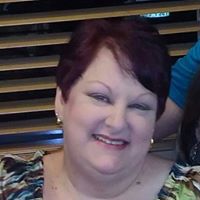 Cindy Reeves Photo 14