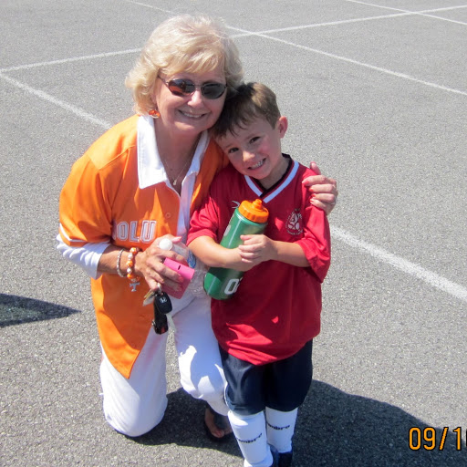 Betty Samples Photo 6