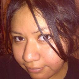 Claudia Robles Photo 34