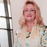Cynthia Watts Photo 29