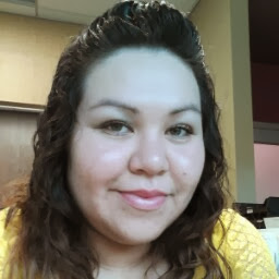 Gladys Robles Photo 8