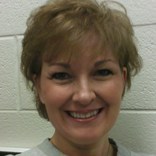 Renee King Photo 26