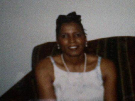 Sharon Perry Photo 33