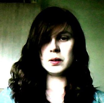 Julia Fowler Photo 12