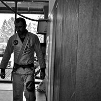 Nicholas Lewis Photo 18