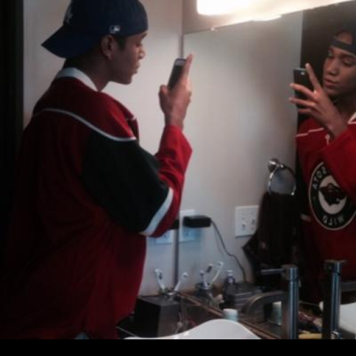 Robbie Anderson Photo 9