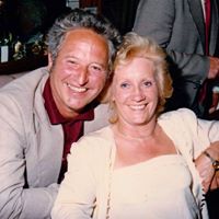 Catherine Clarke Photo 17