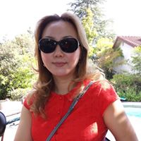 Julie Chow Photo 19