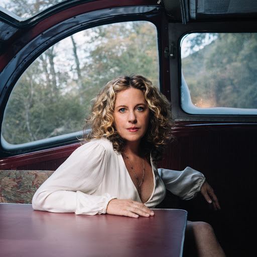 Amy Helm Photo 3