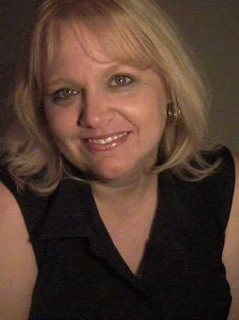 Elizabeth Kinard Photo 18