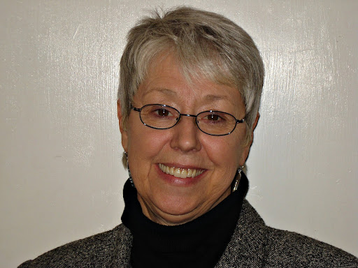 Ruth Reynolds Photo 27
