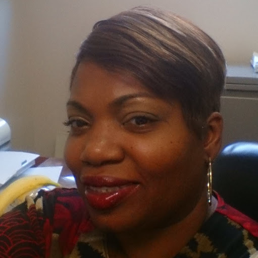Denise Thomas Photo 6